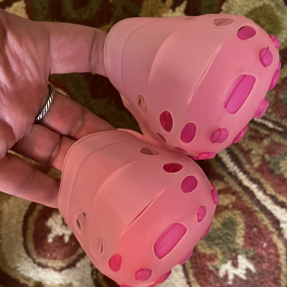 BARBIE Pink Croc Size 11  12 Waterproof Shoes Shower Beach Non-Slip Grip $49 NEW - Picture 15 of 16